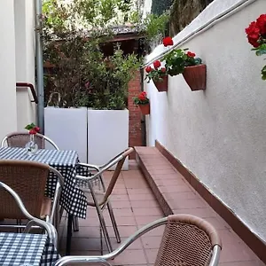  Apartamento Apartamento En Casa Con Jardin + Garaje. E-bi-201 España